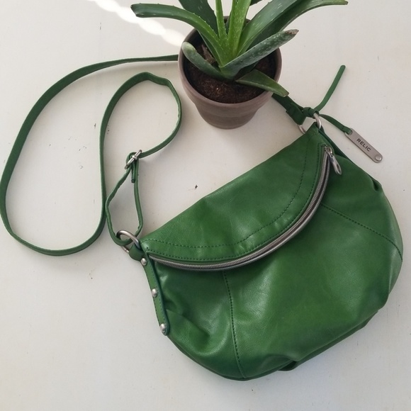 Relic Handbags - Like New Green Relic Crossbody Purse